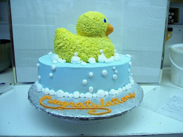 Baby shower cake with little duck